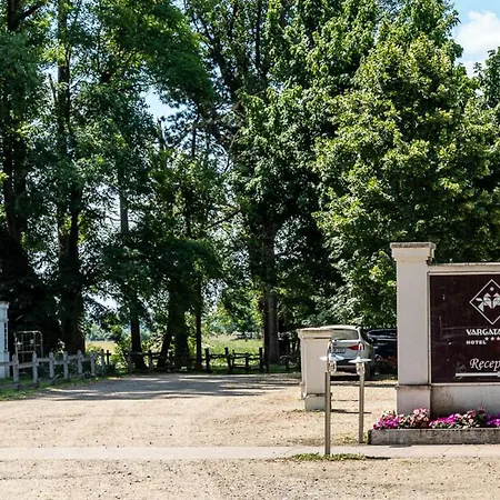 Vargatanya Park Kerekegyháza