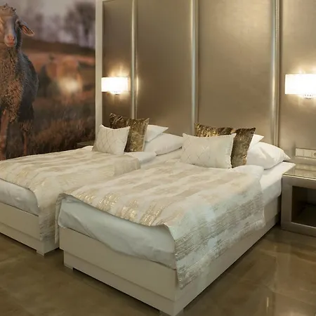 Vargatanya Park Hotel Kerekegyháza