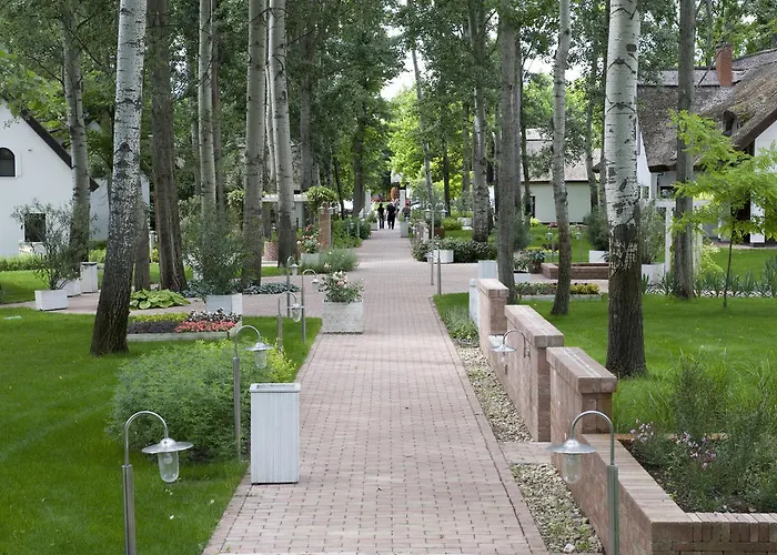 מלון Vargatanya Park 3*